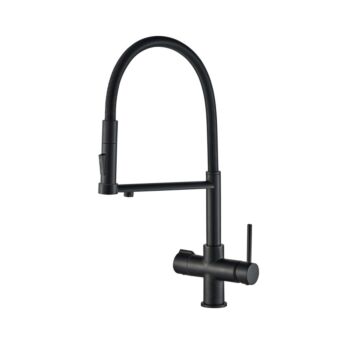 Čtyřcestná baterie se sprchou nahrazuje původní baterie a má pohodlné dvoupákové ovládání - filtrovaná a studená/horká.