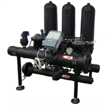 Průmyslový diskový filtr s automatickým proplachováním.