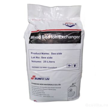 Demineralizované médium pro výrobu vody vhodné pro doplňování uzavřených topných a chladicích okruhů na bázi ionexu.