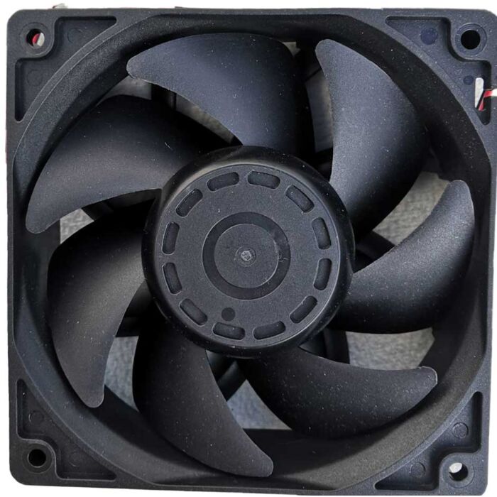 Ventilátor - náhradní díl pro generátor ozonu do auta.