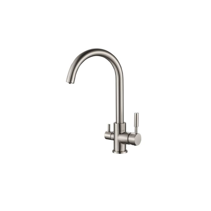 Matná chromová kuchyňská baterie pro vodní filtry.